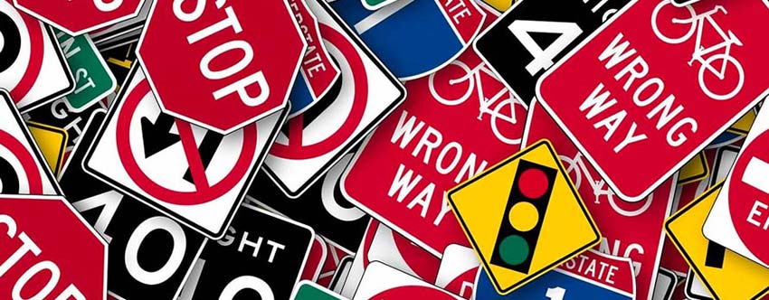 confusing traffic sign accidents